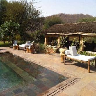 Country House Surrounded By Farmlands, Jaipur 3